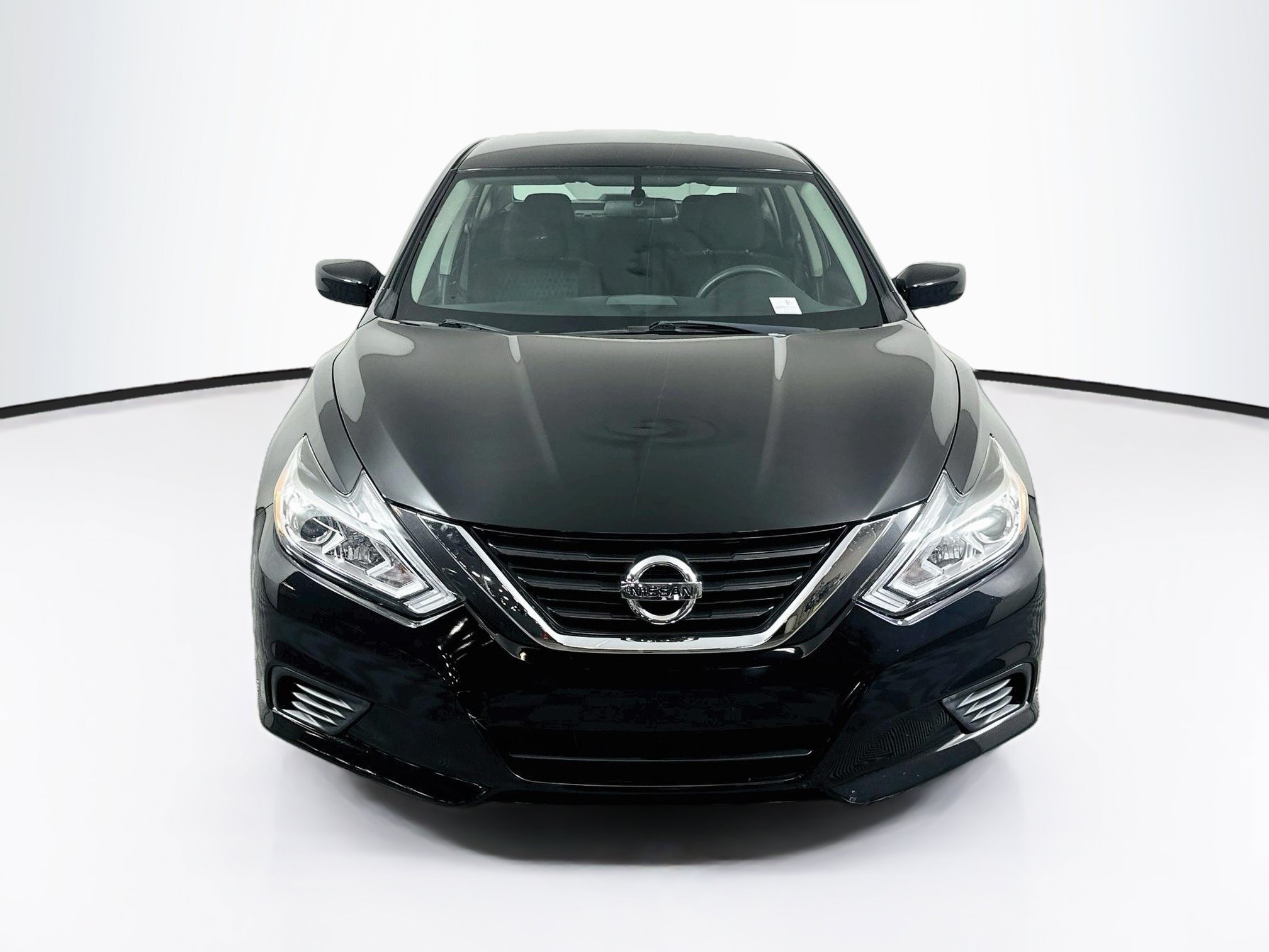Used 2018 Nissan Altima 2.5 S w/ S Convenience Package FWD image 2