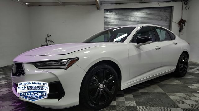 Used 2023 Acura TLX w/ Technology Package FWD image 4