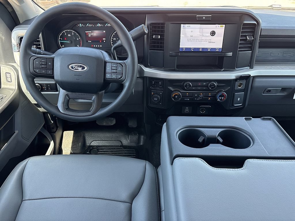 New 2026 Ford F350 4x4 Crew Cab DRW Super Duty image 17