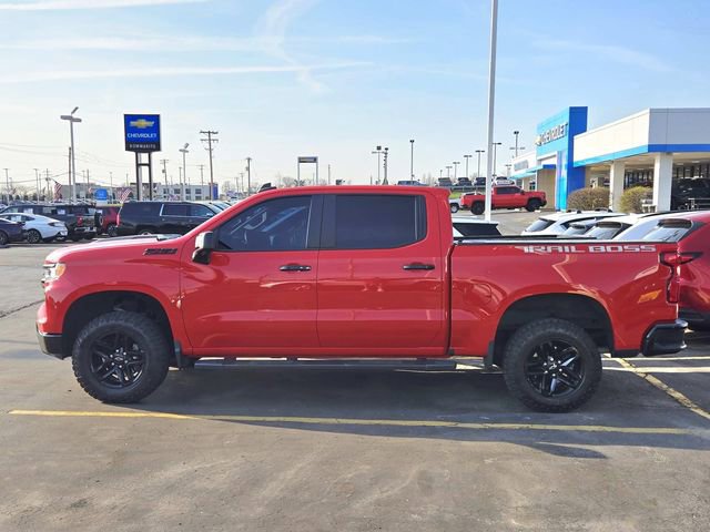 Used 2022 Chevrolet Silverado 1500 LT Trail Boss w/ LT Trail Boss Premium Package image 2