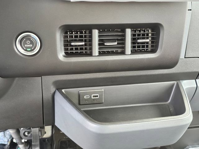 New 2025 Chevrolet Brightdrop 400 w/ Battery Pack, Max Range AWD/4WD image 28