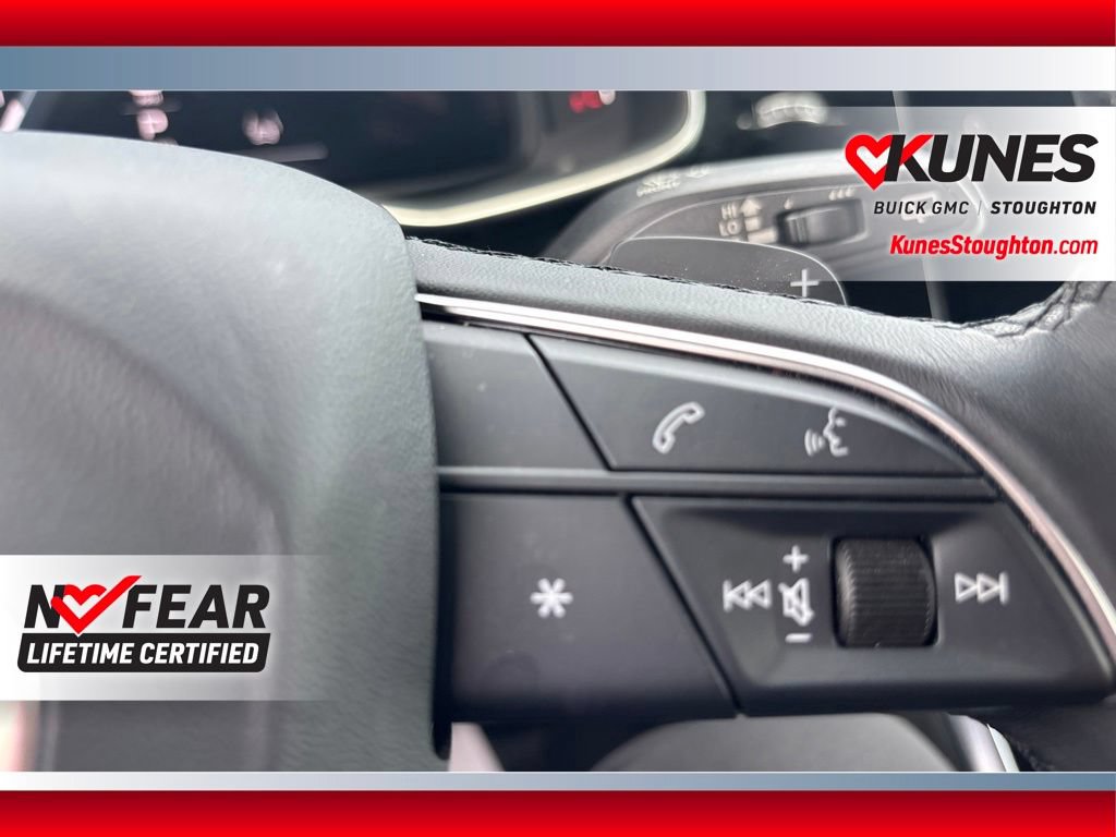 Used 2023 Audi Q8 Premium w/ Convenience Package AWD/4WD image 18