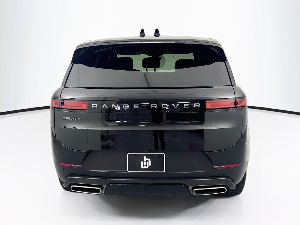 Used 2026 Land Rover Range Rover Sport SE AWD/4WD image 6