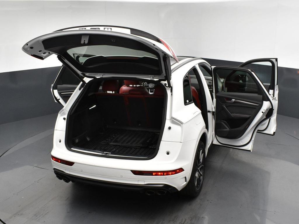 Used 2023 Audi SQ5 Premium Plus w/ Premium Plus Package AWD/4WD image 22