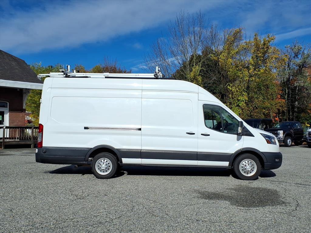 Used 2023 Ford Transit 250 148 High Roof Extended AWD w/ Interior Upgrade Package image 4