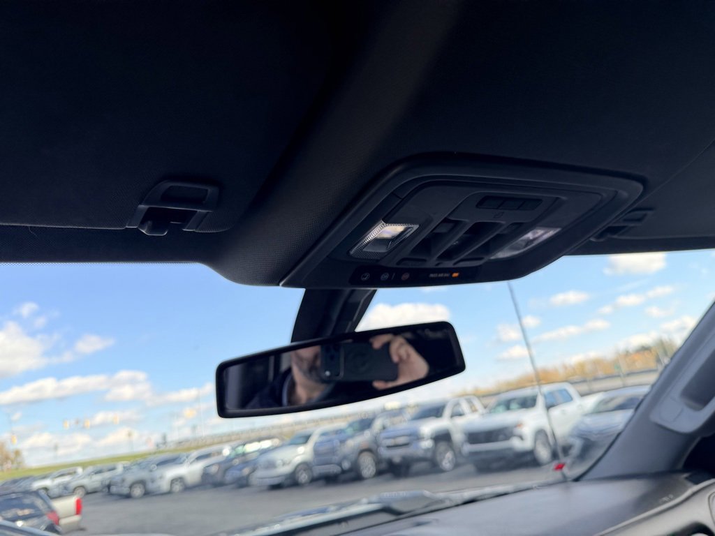 Used 2022 Chevrolet Silverado 2500 LTZ image 28