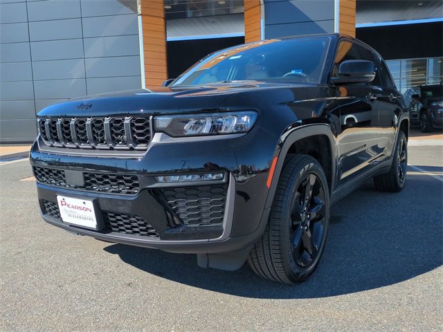 New 2026 Jeep Grand Cherokee Limited image 8