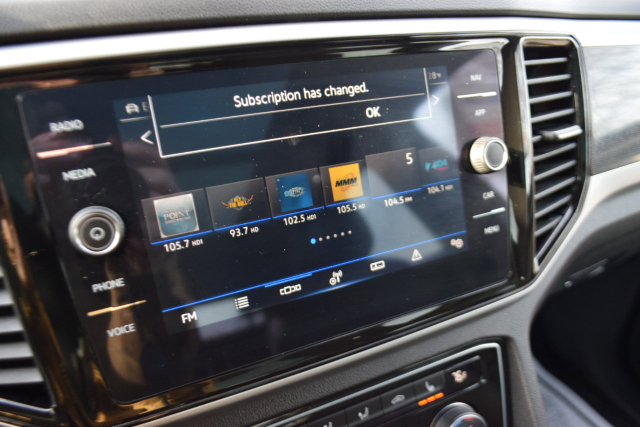 Used 2023 Volkswagen Atlas Cross Sport SEL image 18