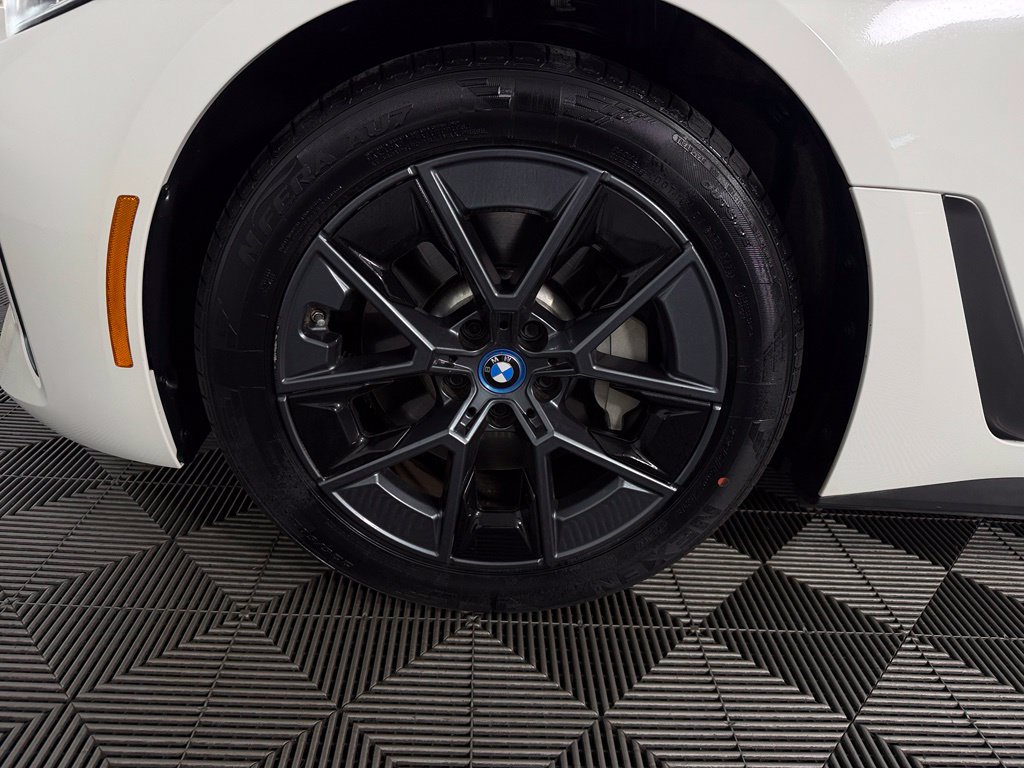 Used 2024 BMW i4 eDrive40 w/ Premium Package RWD image 12
