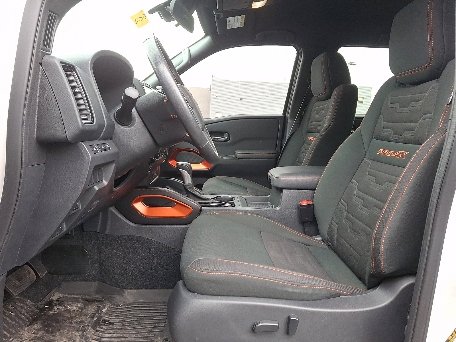 Certified 2023 Nissan Frontier PRO-4X w/ Technology Package image 13