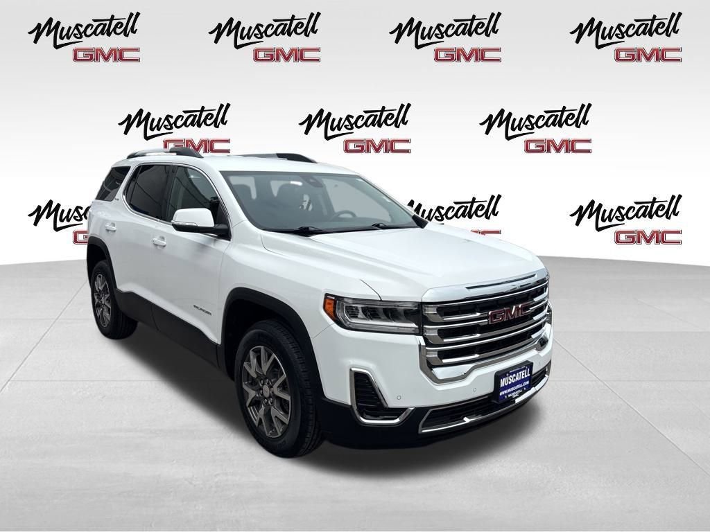 Used 2023 GMC Acadia SLE w/ Driver Convenience Package image 3