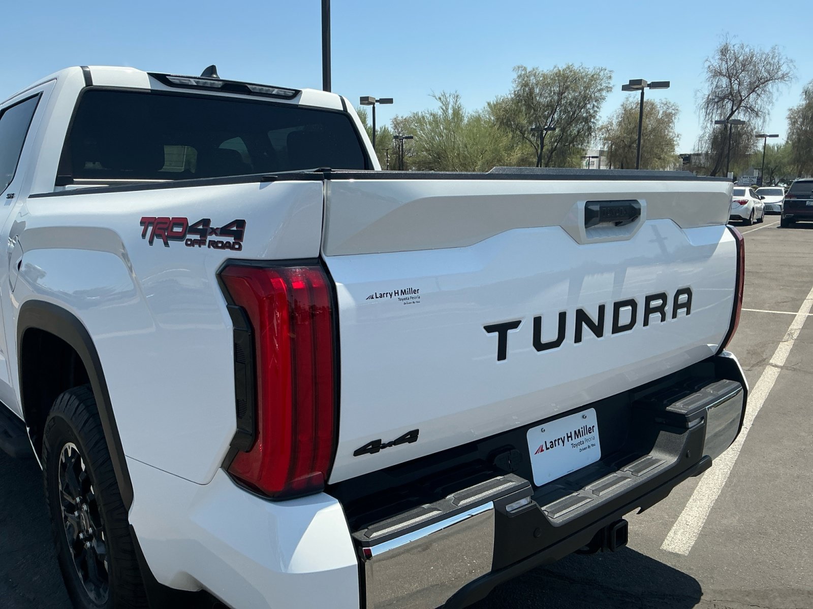 Certified 2025 Toyota Tundra SR5 w/ TRD Off-Road Package AWD/4WD image 22