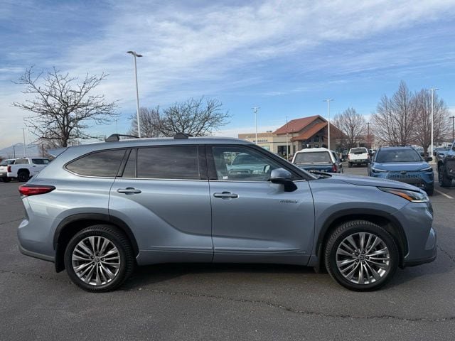 Used 2021 Toyota Highlander Platinum AWD/4WD image 5