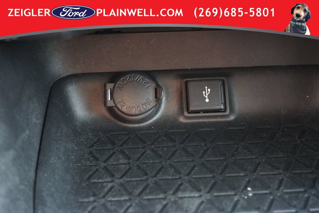 Used 2022 Toyota RAV4 LE AWD/4WD image 19
