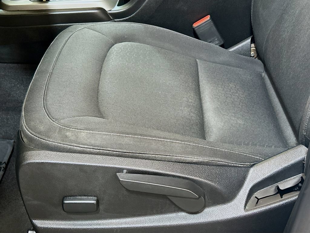 Used 2019 GMC Canyon SLE w/ Driver Alert Package RWD image 16