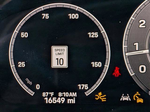 Used 2024 Porsche Cayenne AWD/4WD image 11