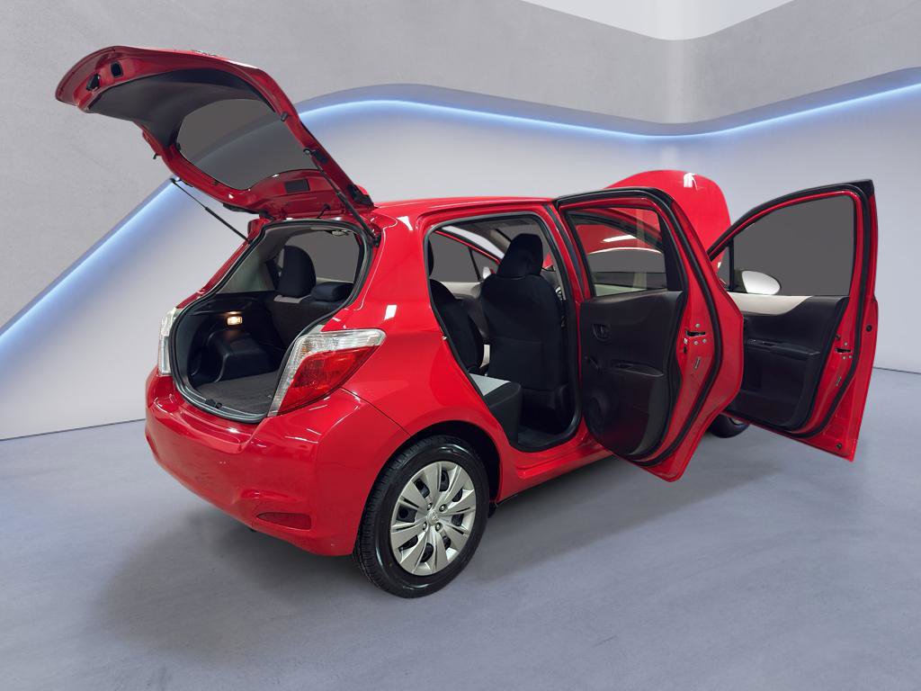 Used 2014 Toyota Yaris L FWD image 12