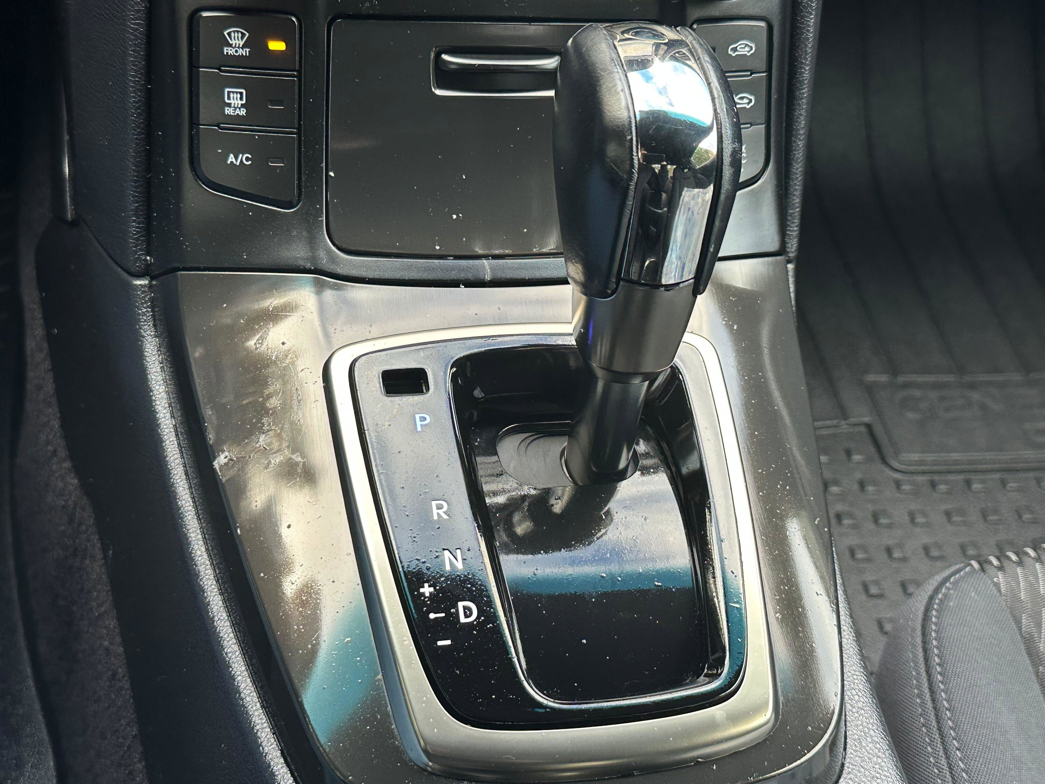 Used 2013 Hyundai Genesis 2.0T image 26