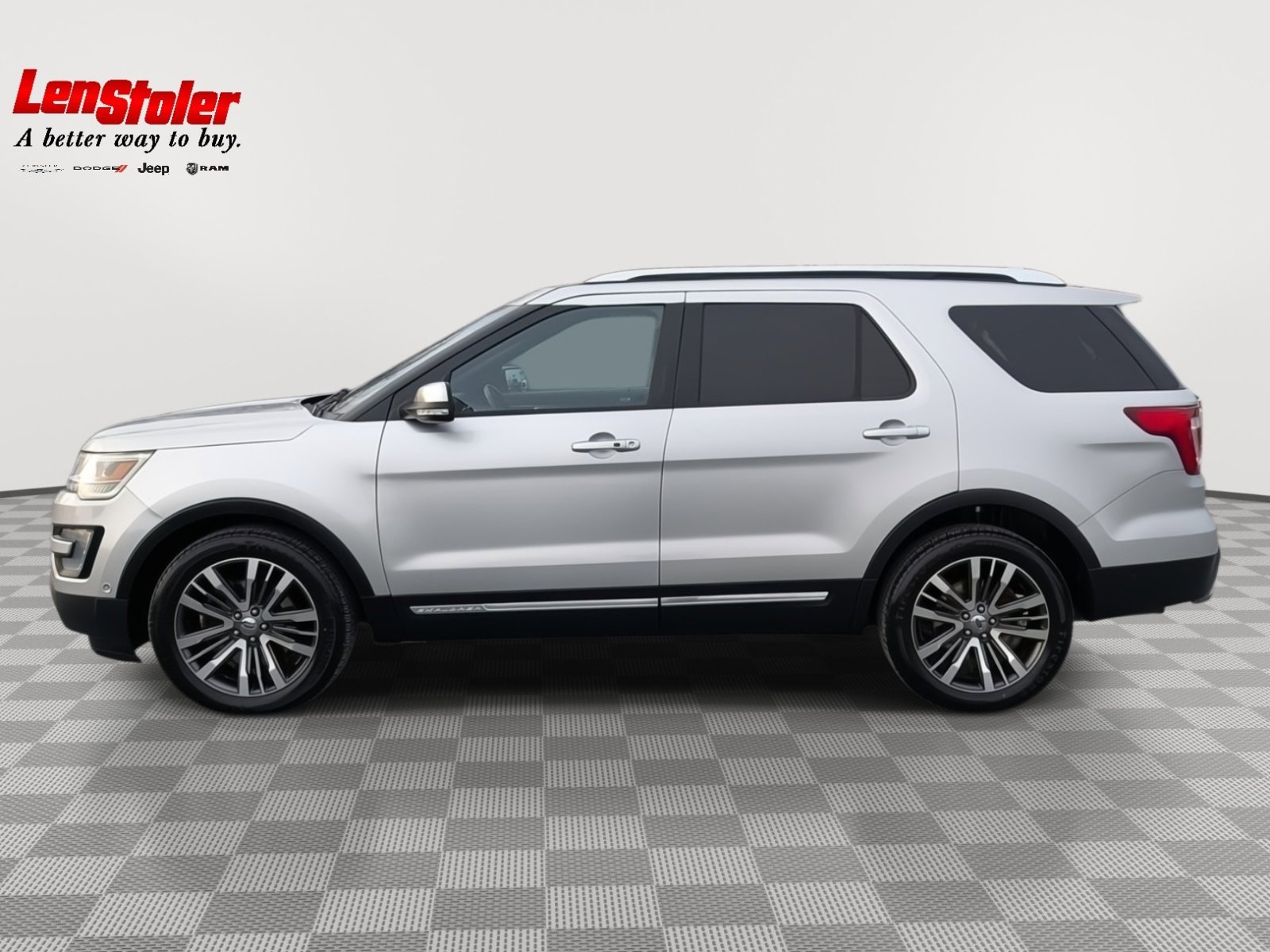 Used 2017 Ford Explorer Platinum image 2