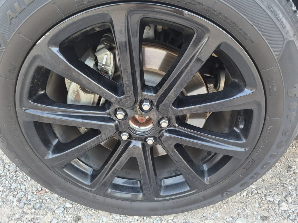 Used 2018 Ford Explorer XLT w/ Equipment Group 202A FWD image 33
