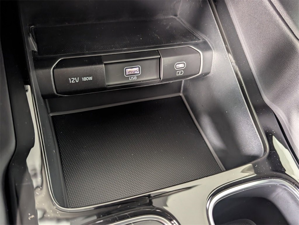 New 2025 Kia Telluride LX image 21