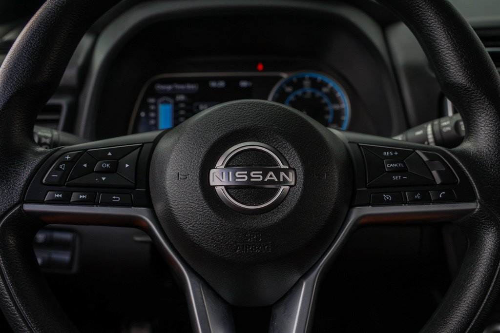 Used 2025 Nissan Leaf S FWD image 27