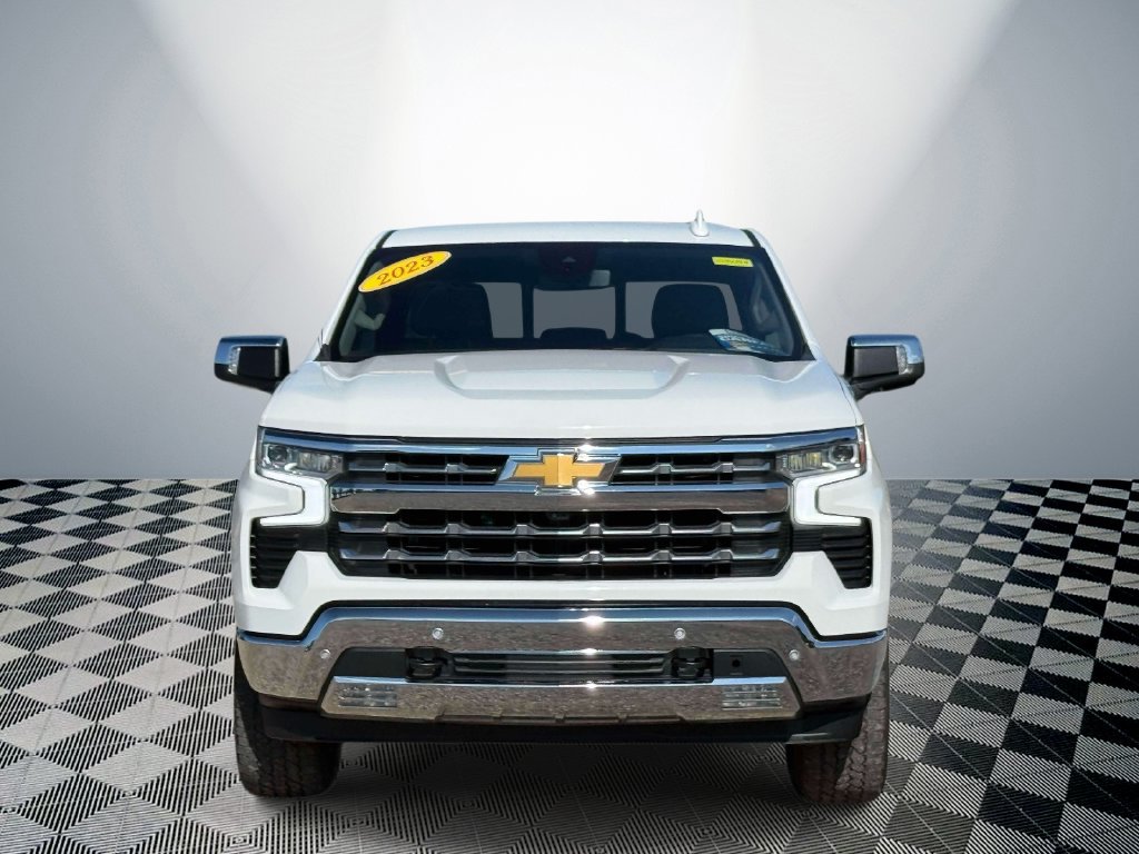 Used 2023 Chevrolet Silverado 1500 LTZ w/ LTZ Convenience Package II AWD/4WD image 2
