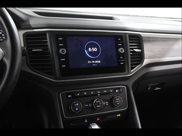 Certified 2020 Volkswagen Atlas Cross Sport SE AWD/4WD image 9