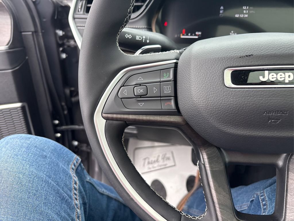 New 2026 Jeep Grand Cherokee L Limited image 25