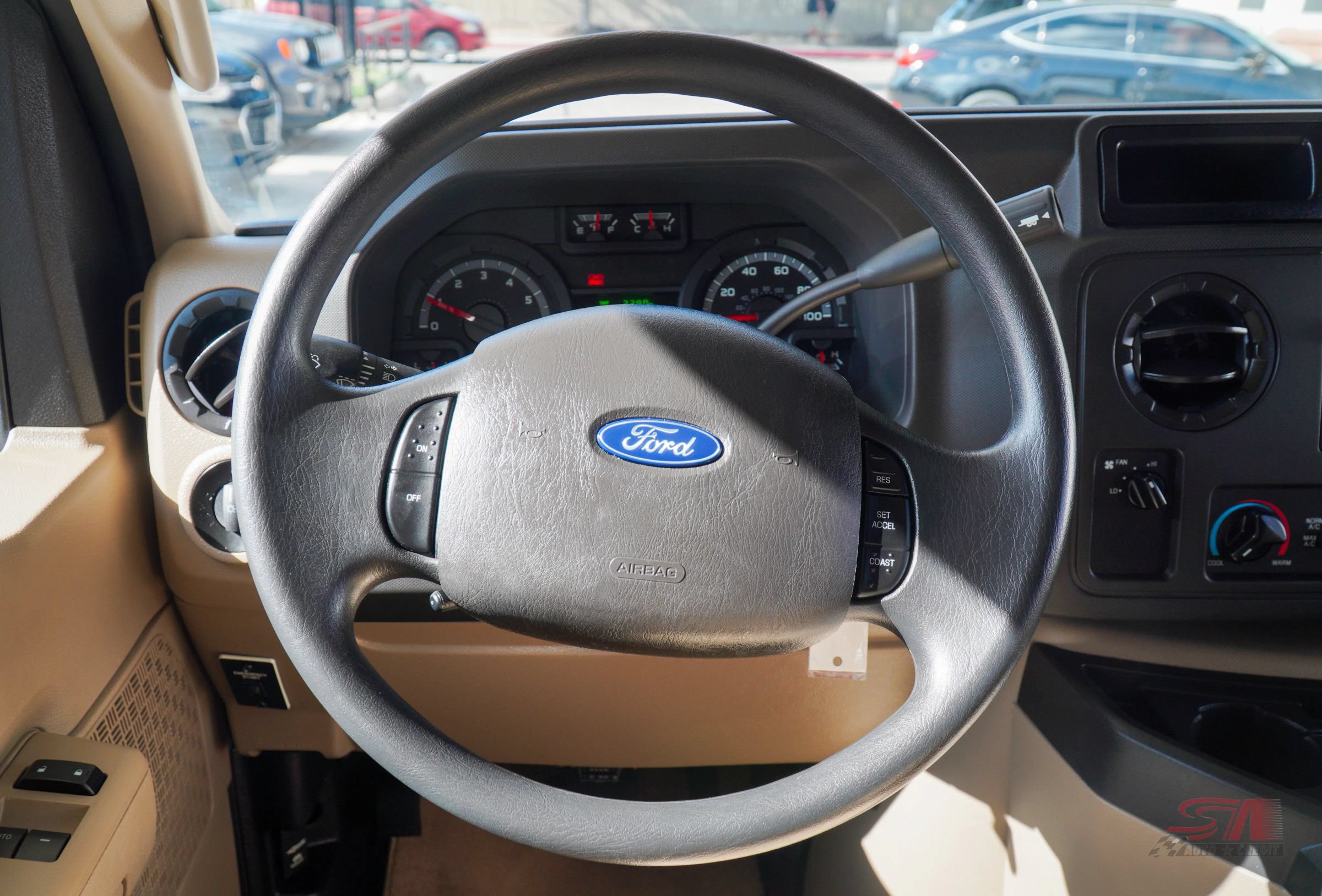 Used 2017 Ford E-350 and Econoline 350 Super Duty w/ Motorhome Prep Package RWD image 16