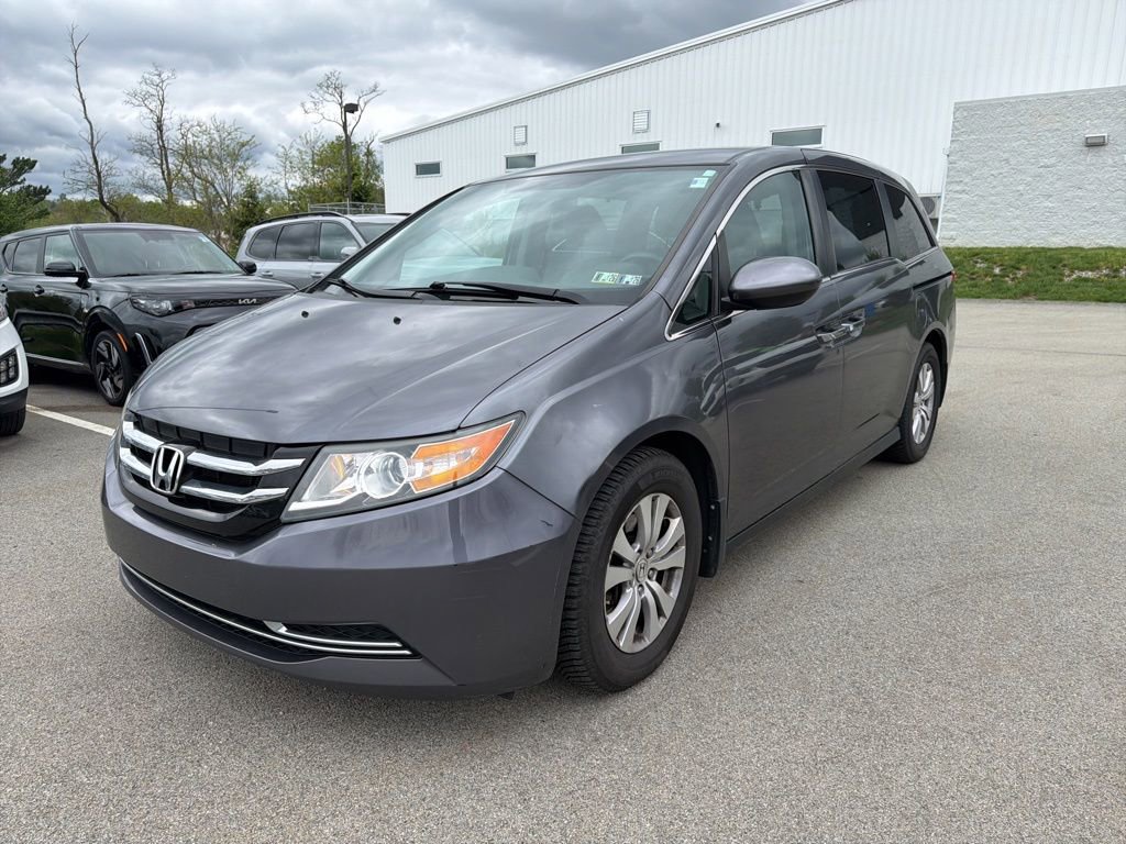 Used 2016 Honda Odyssey SE image 3