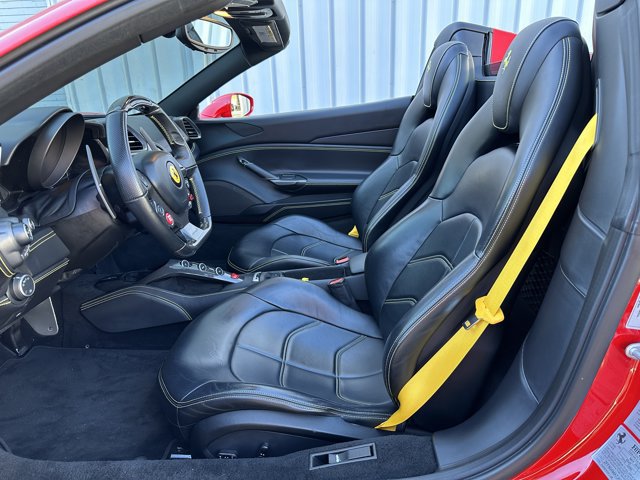 Used 2018 Ferrari 488 Spider RWD image 17