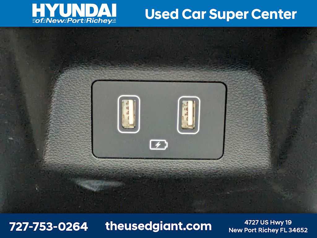 Used 2024 Hyundai Tucson Limited FWD image 18