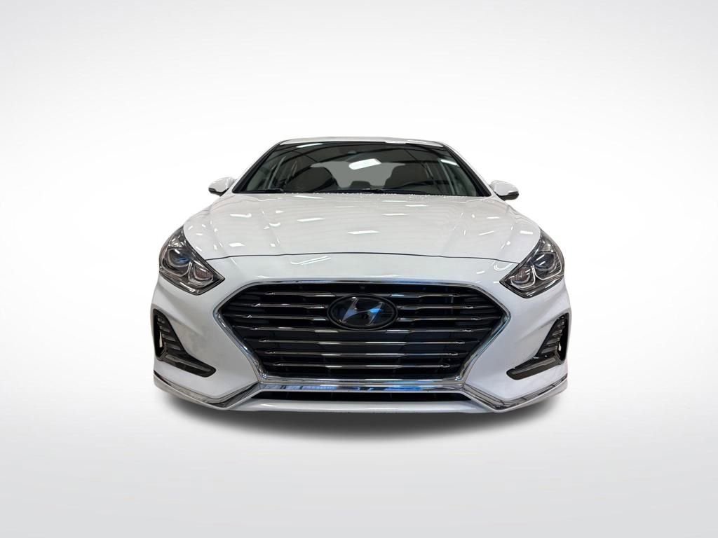 Used 2018 Hyundai Sonata Limited w/ Limited Ultimate Package 03 image 2