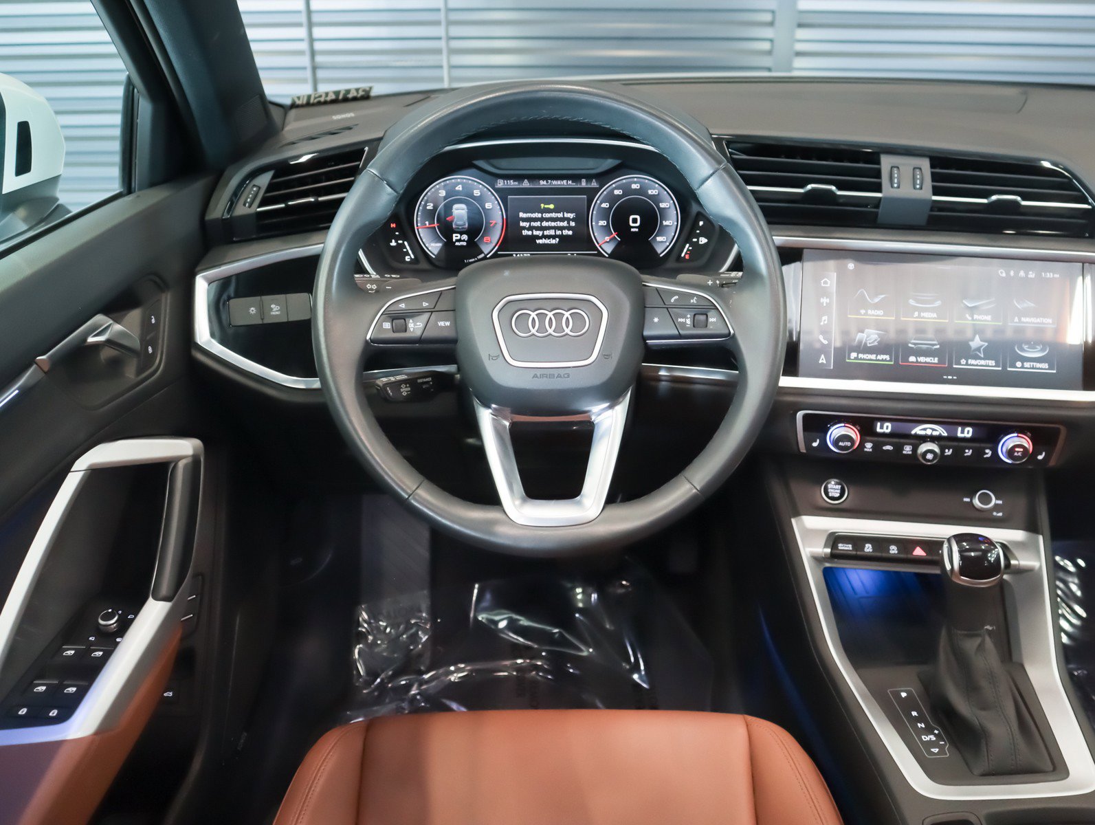 Used 2023 Audi Q3 2.0T Premium Plus w/ Premium Plus Package AWD/4WD image 18