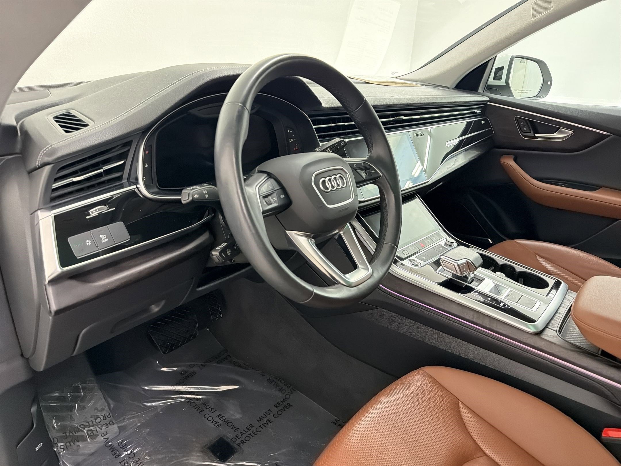 Certified 2023 Audi Q8 Premium Plus w/ Premium Plus Package image 4