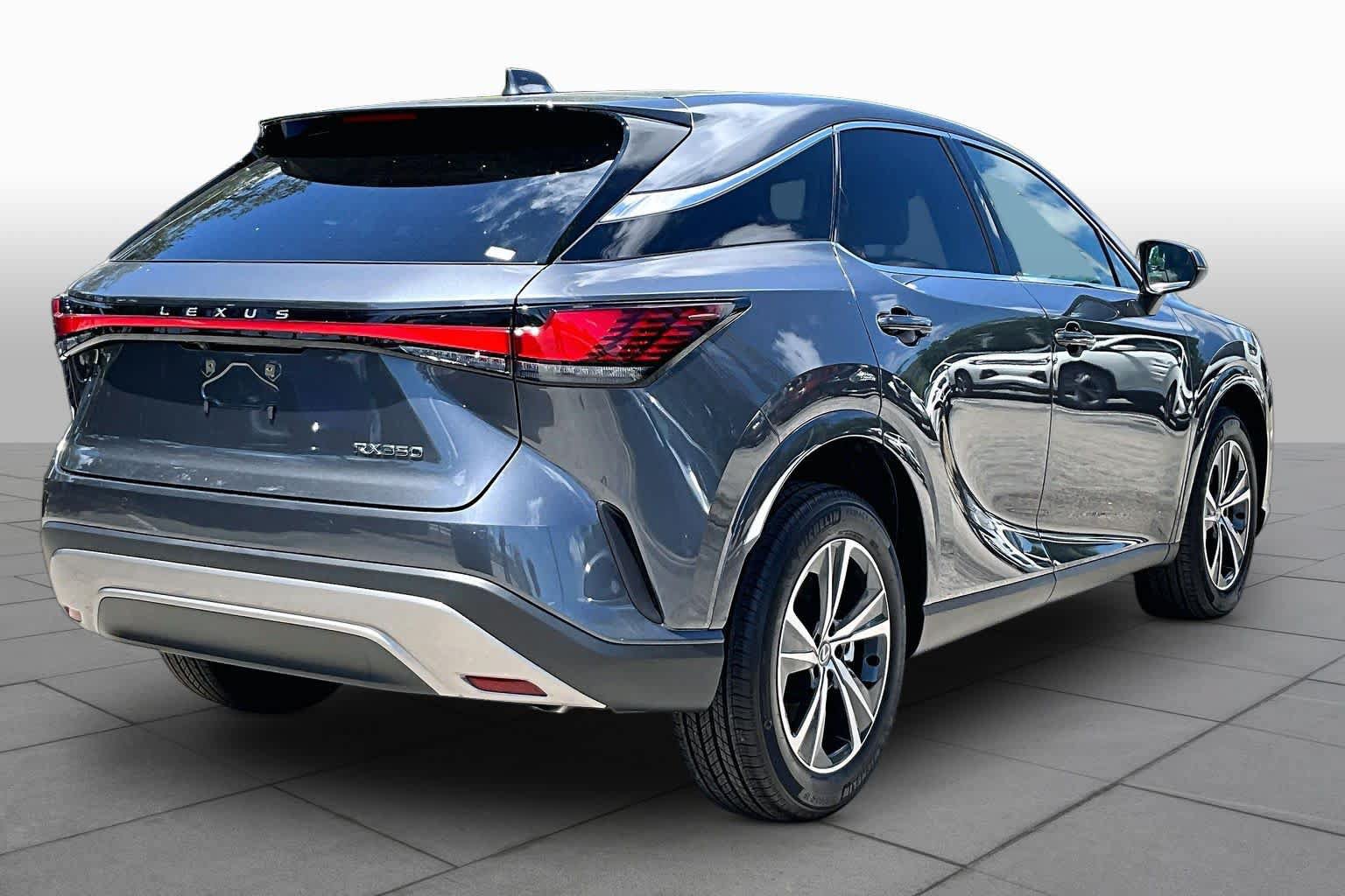Used 2025 Lexus RX 350 FWD w/ Technology Package image 13