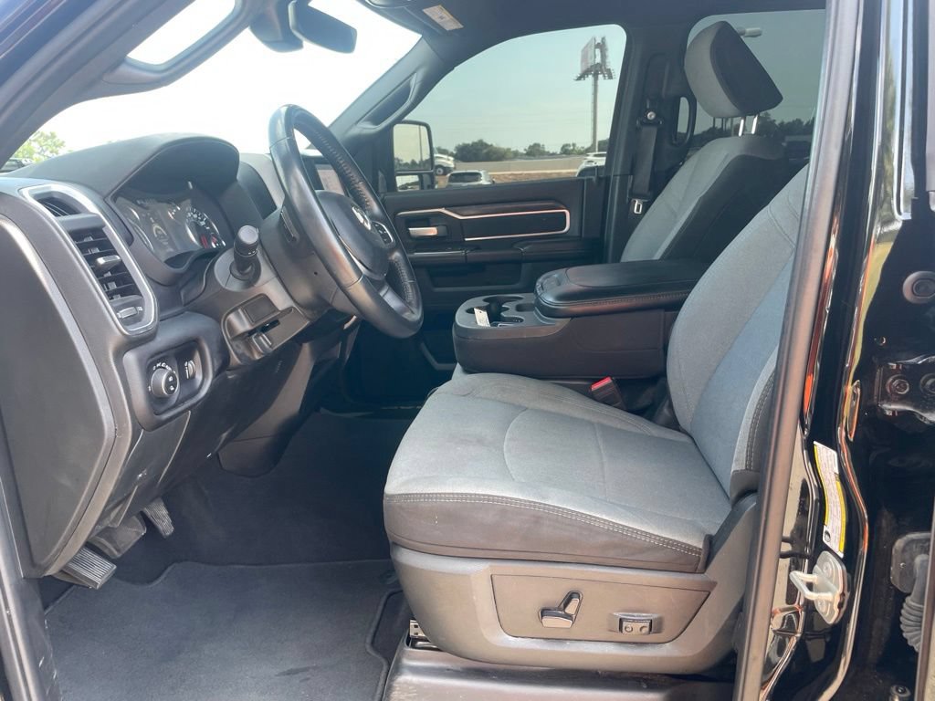 Used 2024 RAM 2500 Big Horn AWD/4WD image 12