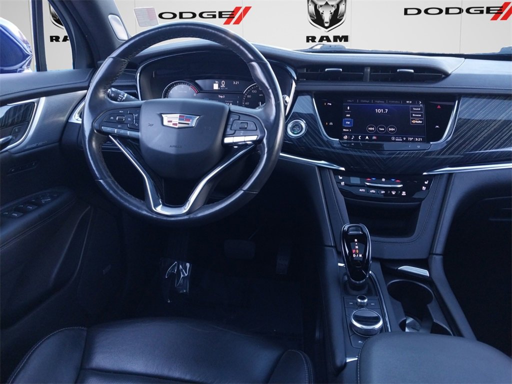 Used 2023 Cadillac XT6 Premium Luxury image 10