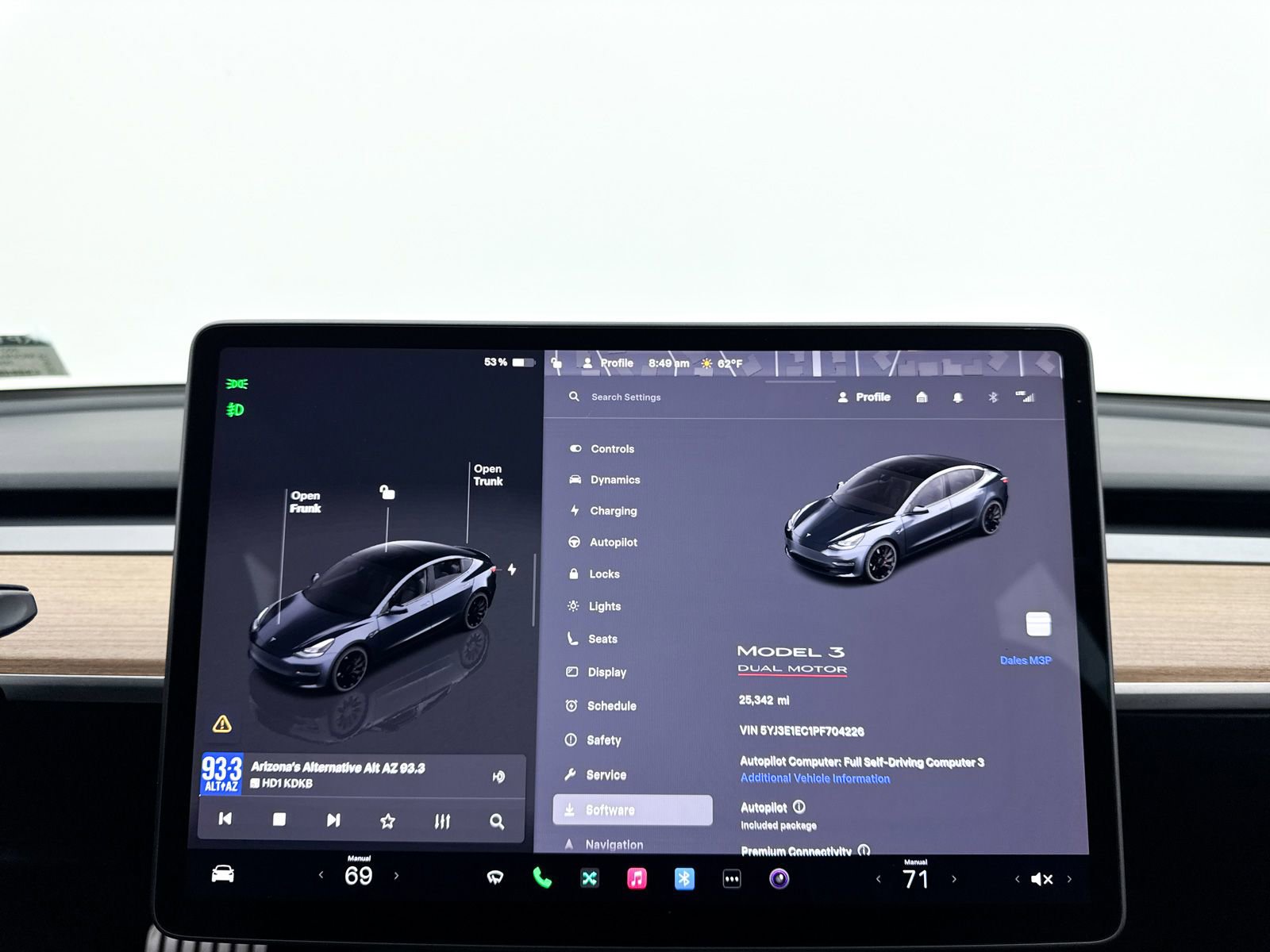 Used 2023 Tesla Model 3 Performance image 29