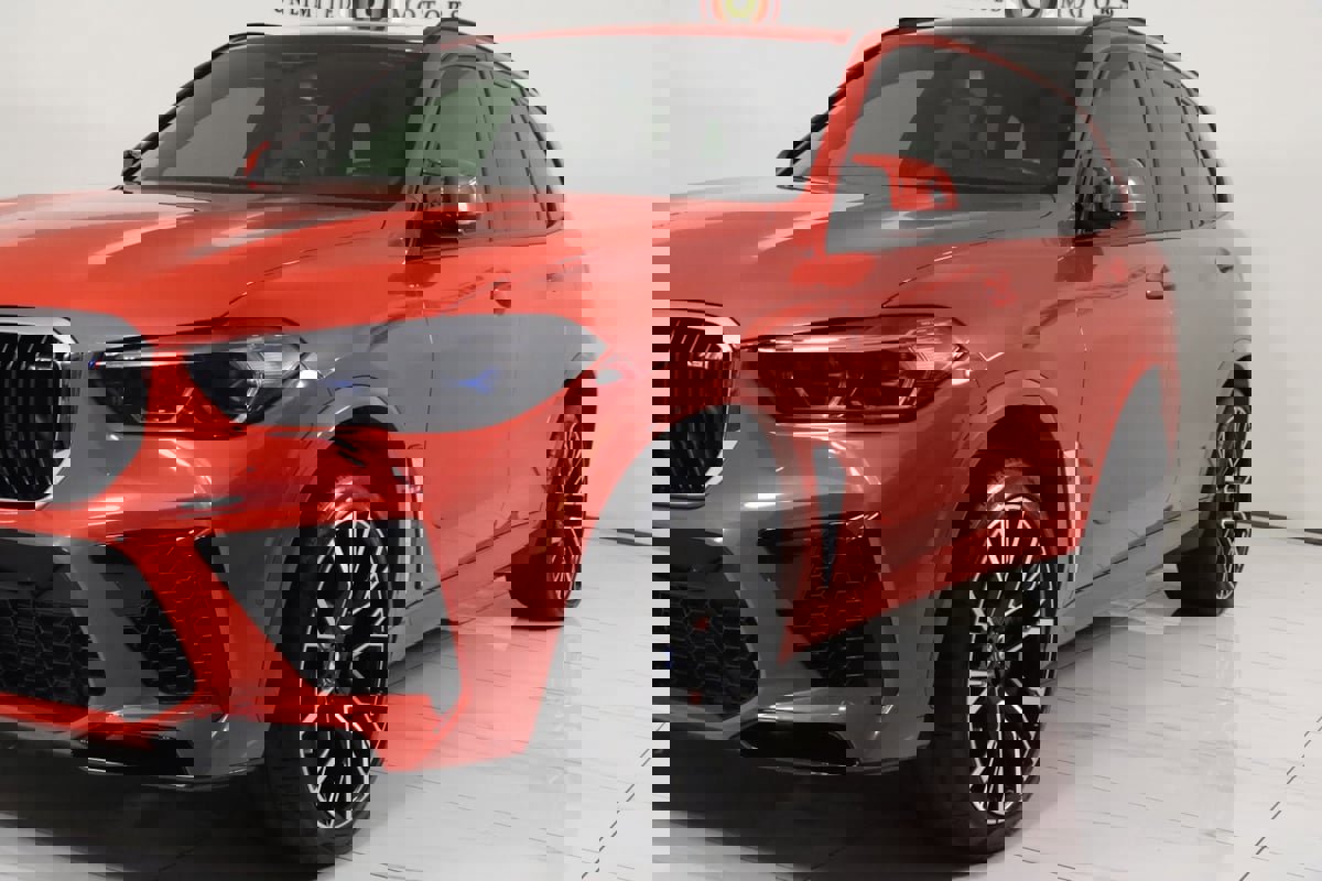 Used 2022 BMW X5 M w/ Executive Package image 46