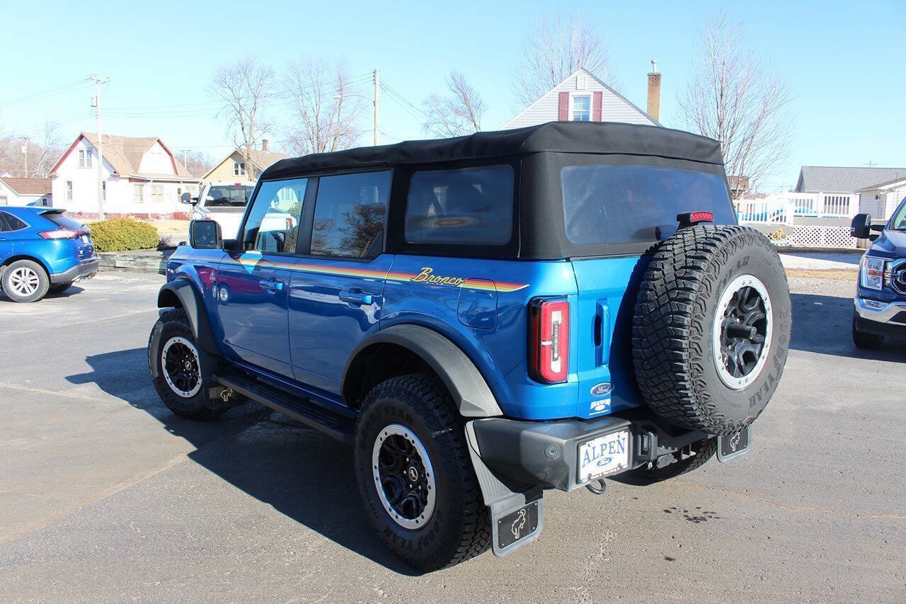 Used 2022 Ford Bronco Outer Banks w/ Sasquatch Package AWD/4WD image 2