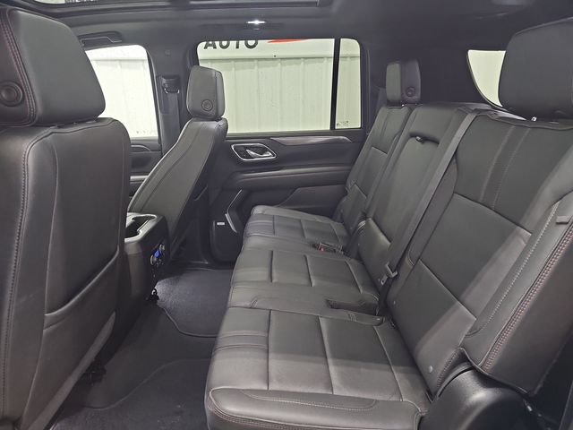 Used 2024 Chevrolet Suburban RST w/ Luxury Package AWD/4WD image 22