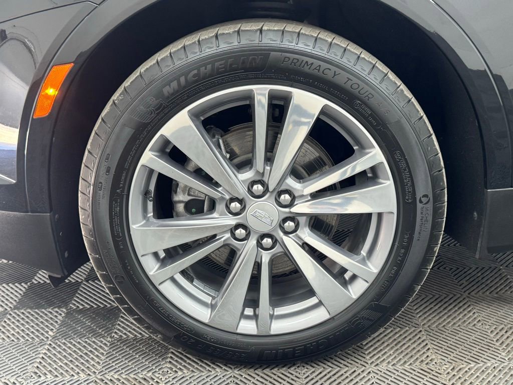 Used 2025 Cadillac XT5 Premium Luxury AWD/4WD image 15