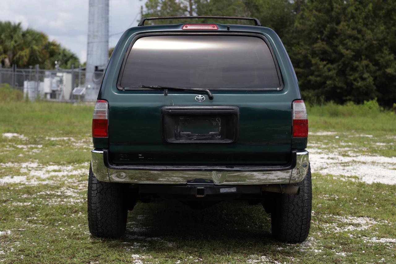 Used 2000 Toyota 4Runner SR5 w/ Upgrade Value Pkg 2 RWD image 7