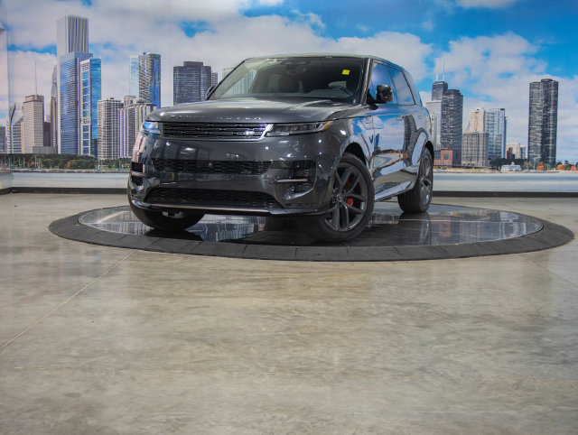 Used 2025 Land Rover Range Rover Sport Dynamic SE AWD/4WD image 2