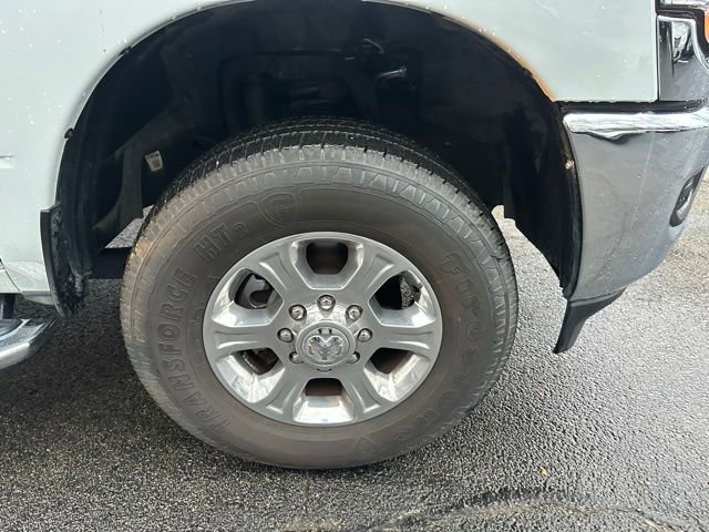 Used 2024 RAM 2500 Big Horn w/ Bed Utility Group image 14