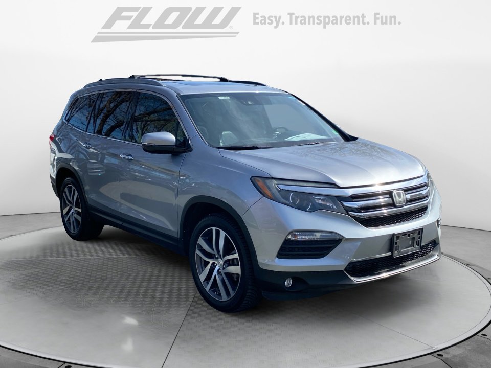 Used 2017 Honda Pilot Elite image 1