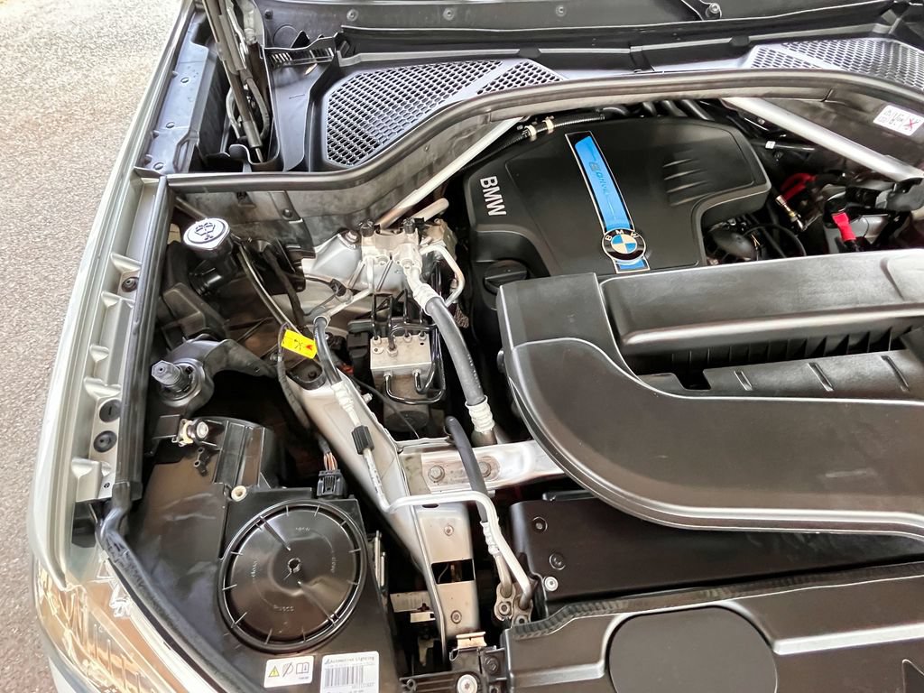 Used 2016 BMW X5 xDrive40e AWD/4WD image 65