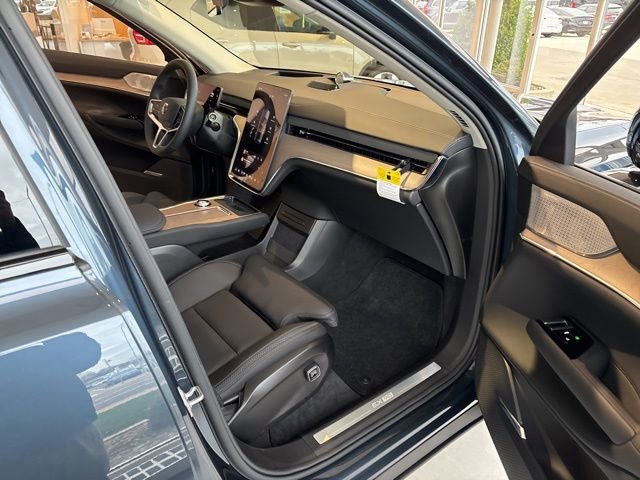 New 2025 Volvo EX90 Ultra image 14